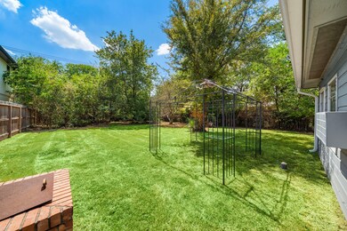 951 W 41st St, Houston, TX 77018 - photo 3