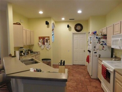 577 Lakewood Dr, Oldsmar, FL 34677 - photo 5