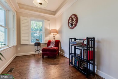 2109 Greenwich St, Falls Church, VA 22043 - photo 6