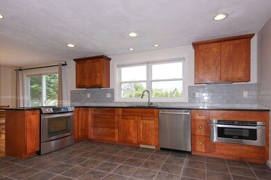 126 Pleasant St, Northborough, MA 01532 - photo 7