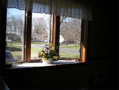 132 Crescent Ave, North Attleboro, MA 02760 - photo 5