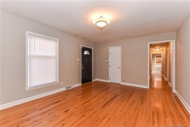 View towards hallway to bedrooms