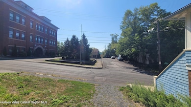 15 Thompson St, Catskill, NY 12414 - photo 3