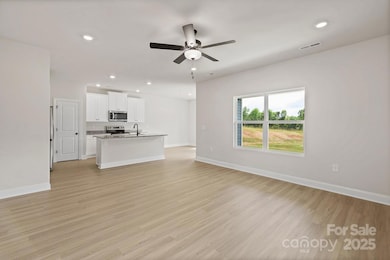 4147 Bolo Dr, Charlotte, NC 28215 - photo 4