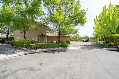 1460 Serrano Pl-1