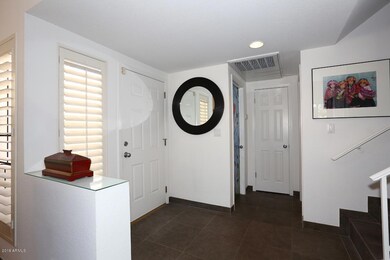 Foyer (1)