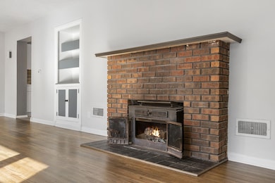 601 W Washington St, Marshfield, MO 65706 - photo 6