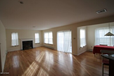 117 White Pine Ct, Milford, PA 18337 - photo 3