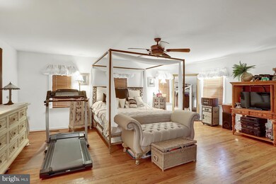 218 Windridge Acres Ct, Silver Spring, MD 20905 - photo 5