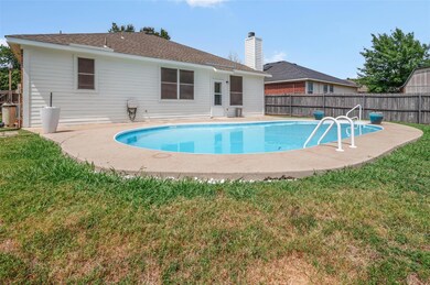 2416 Westheimer Rd, Denton, TX 76210 - photo 3