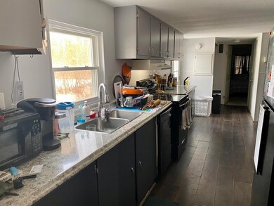 20 Marshall St, Mechanic Falls, ME 04256 - photo 3