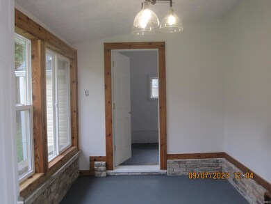 2109 S Burlington Dr, Muncie, IN 47302 - photo 3