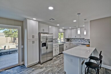 10706 W Pineaire Dr unit 35A, Sun City, AZ 85351 - photo 4