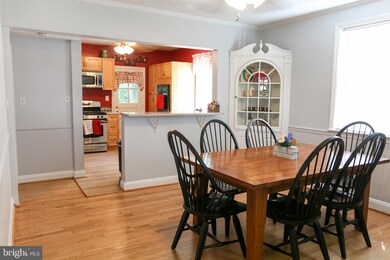 5517 Ashbourne Rd, Halethorpe, MD 21227 - photo 3