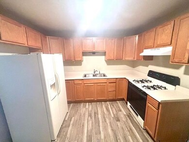 617 E Cherry St, Cushing, OK 74023 - photo 6