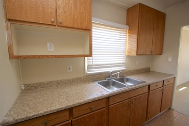 393 S 9th Ave, Yuma, AZ 85364 - photo 5