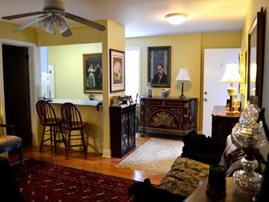Looking to Kitchen and Entrance