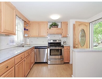 14 Livingstone Ln, Waltham, MA 02453 - photo 6