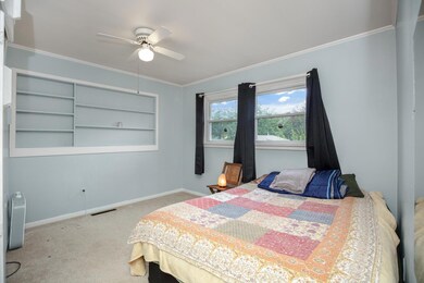 11406 S Horseshoe Dr Three-large-022-019