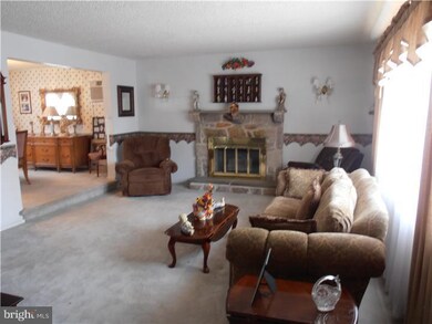 1409 Donna Ave, Woodlyn, PA 19094 - photo 5