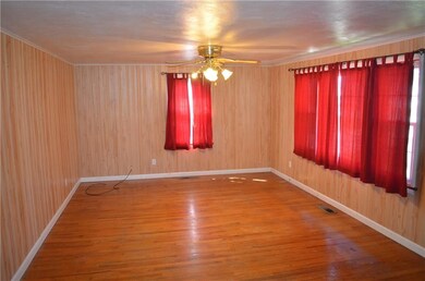 233 E 75th St, Anderson, IN 46013 - photo 5