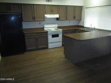 754 W Pecos Ave, Mesa, AZ 85210 - photo 4