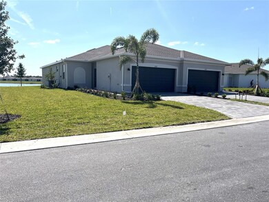 large side yard- has more side yard than any other units in Coco Bay