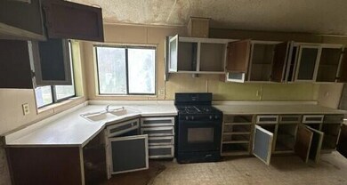 M KITCHEN