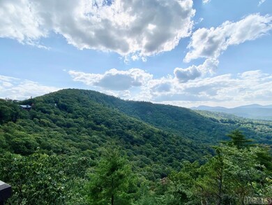 444 E Ridge Rd, Cashiers, NC 28717 - photo 4