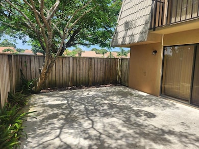 5609 56th Way, West Palm Beach, FL 33409 - photo 4