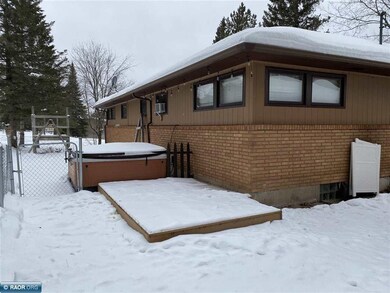 814 5th Ave NE, Chisholm, MN 55719 - photo 2