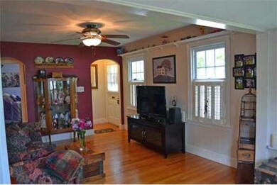 48 Grandview St, Springfield, MA 01118 - photo 5