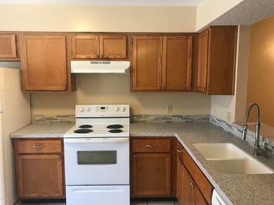 4342 Melissa Ct W, Jacksonville, FL 32210 - photo 3