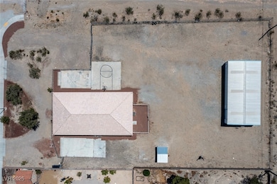 Bird's eye view of Full Perimeter of Large Lot Siz