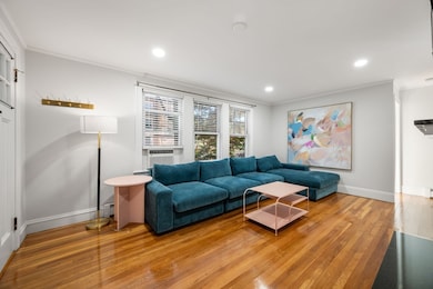 65-67 Saint James Cir, Newton, MA 02458 - photo 3