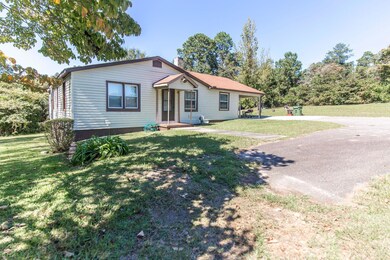 2740 Herbert Smart Airport Rd 3