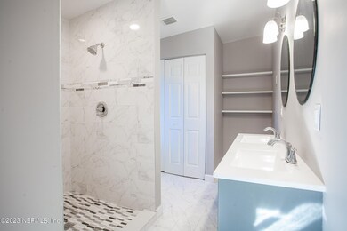 5615 Kimbrell Dr S, Jacksonville, FL 32210 - photo 3