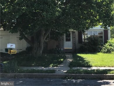 3337 Sheidy Ave, Reading, PA 19605 - photo 2