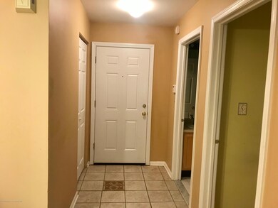 404 Wedgewood Cir, Belford, NJ 07718 - photo 4