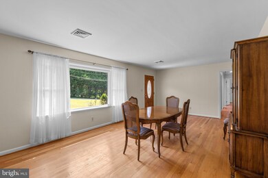 4005 Perry Hall Rd, Perry Hall, MD 21128 - photo 2