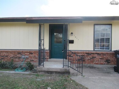 1211 Montgomery St, Wichita Falls, TX 76302 - photo 4