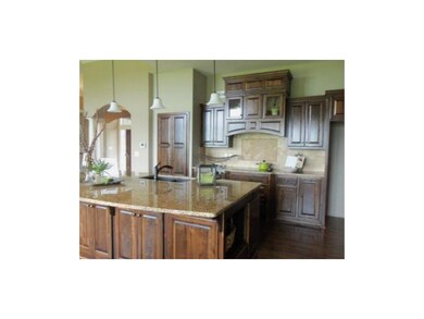 Large open Kitchen with grand island fit for any s