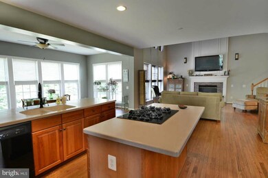 5945 Moonbeam Dr, Woodbridge, VA 22193 - photo 7