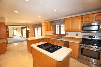 5 Preserve Dr, Nashua, NH 03064 - photo 6