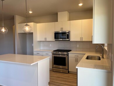 61154 SE Berkshire Way unit 78, Bend, OR 97702 - photo 5