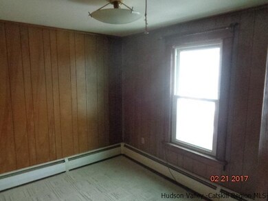 76 N Washington St, Athens, NY 12015 - photo 5