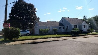 103 Martin St, Pawtucket, RI 02861 - photo 4