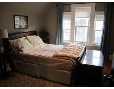 13 Laurel St, Arlington, MA 02476 - photo 4