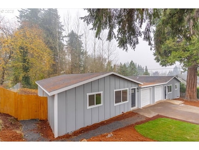 712 12th Ave, Sweet Home, OR 97386 - photo 3