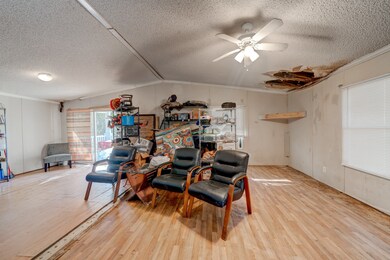 21743 Walker Dr, Conroe, TX 77306 - photo 6